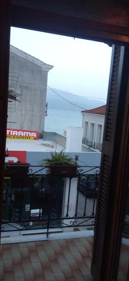 Evi'S Apartment Nafpaktos Zewnętrze zdjęcie